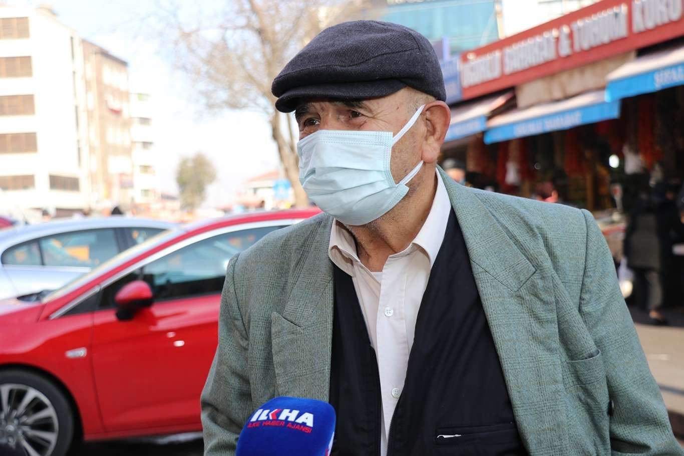Halk Coronavirus aşısı hakkında endişeli Halk Coronavirus aşısı hakkında endişeli